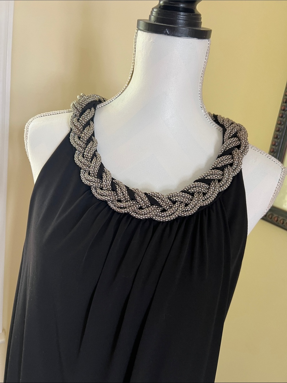 Donna Ricco Black Sleeveless Dress with Braided Silver Collar